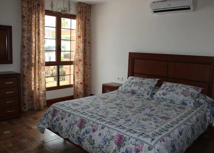 Villa Luxury First Line