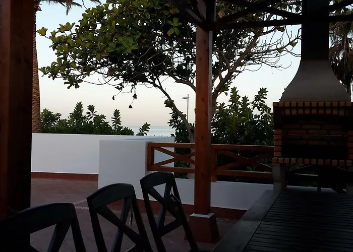 Luxury First Line ヴィラ *