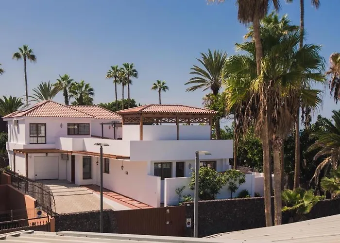 ヴィラ Luxury First Line